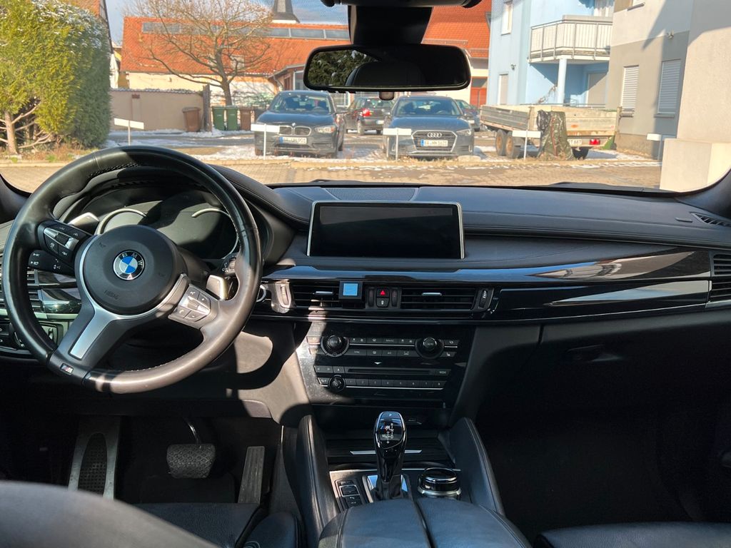 BMW X6 M50 7