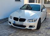 BMW E92 320i Coupé M Paket - BMW 320 mit Benzin-Antrieb: Coupe, Schaltgetriebe