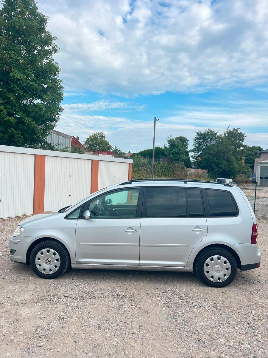 Volkswagen Touran 2007 — photo 12