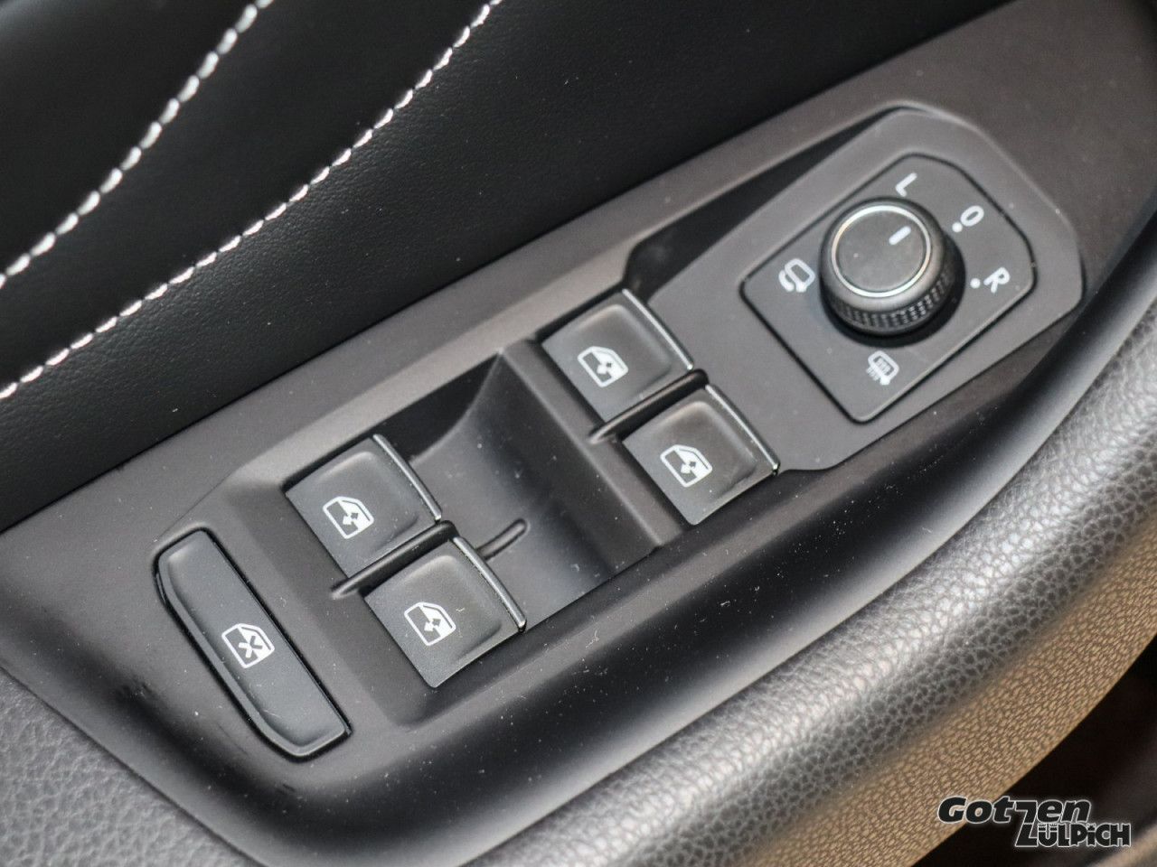 Fahrzeugabbildung Volkswagen Passat Variant Alltrack 2,0TDI 4Motion Navi Rear