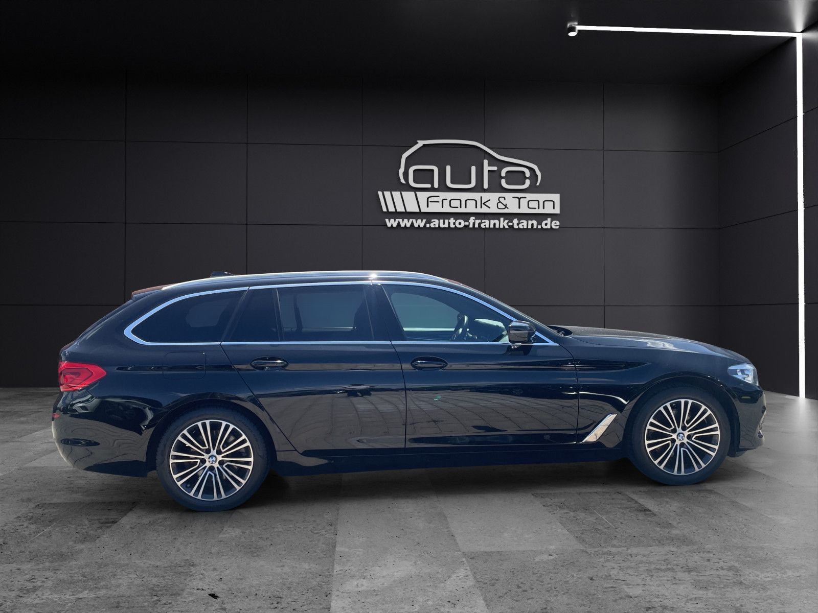 Fahrzeugabbildung BMW 520d Touring xDrive/Sport Line/ACC/Ambiente/AHK