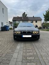 BMW E39 - 530i - BMW 530: E39 530i