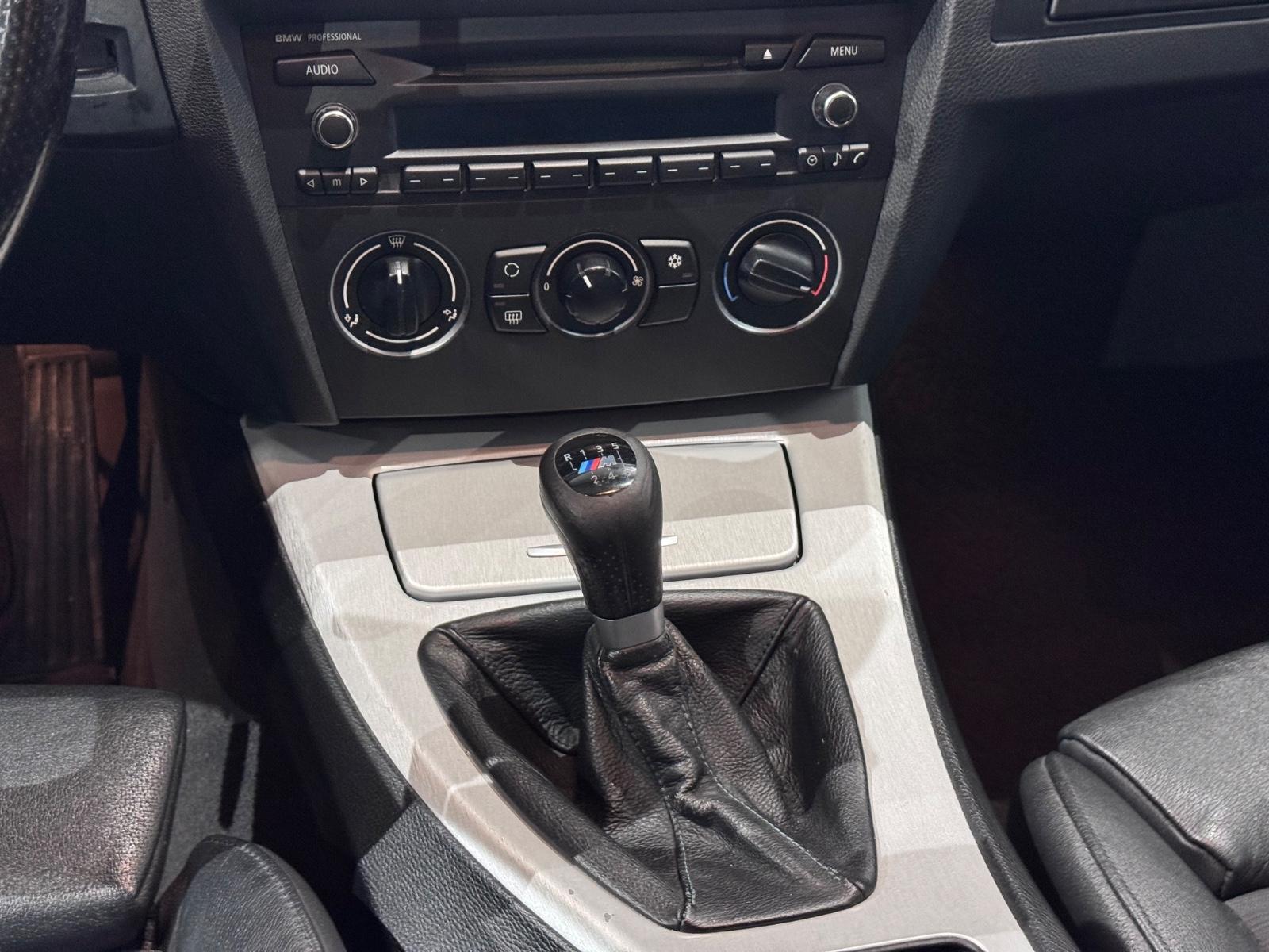 BMW 320 2007 — photo 27