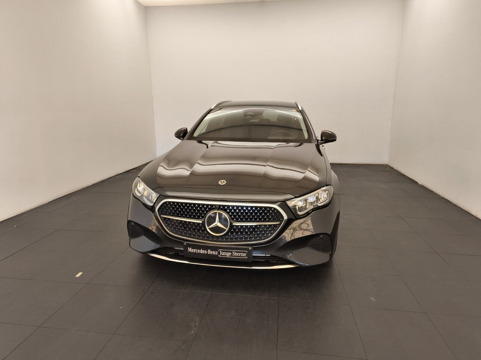 Mercedes-Benz E 300deT 4M AVANTGARDE 360°Cam Distronic AHK LED imagem 2