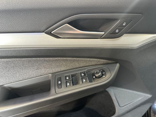 Golf VIII Variant 2.0 TDI DSG MOVE AHK+KAM+ACC+L