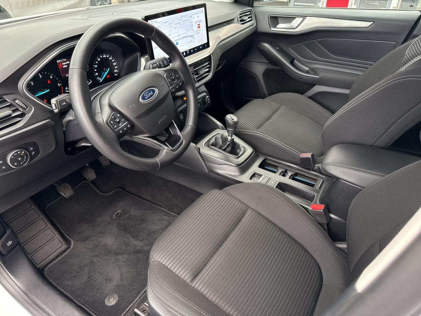 Fahrzeugabbildung Ford Focus Titanium 1.5 EcoBlue EU6d B&O Winterpaket