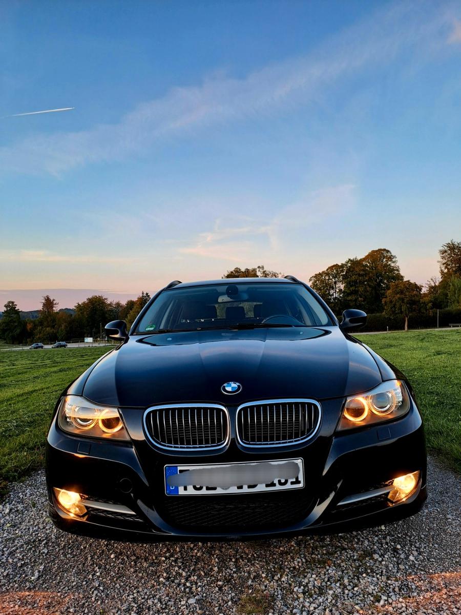 BMW 318, 2012