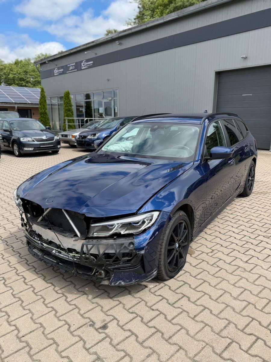 BMW 320 d xDrive Advantage