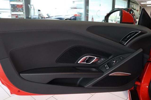 Fahrzeugabbildung Audi R8 Coupe 5.2 FSI quattro B&O|LED|KAMERA|NAVI|SHZ