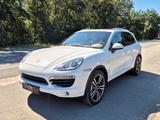 Porsche Cayenne S Diesel |Pamorama|4WD|Sitzheizung| - mit Diesel-Antrieb: Weiß, Luftfederung, Geländewagen