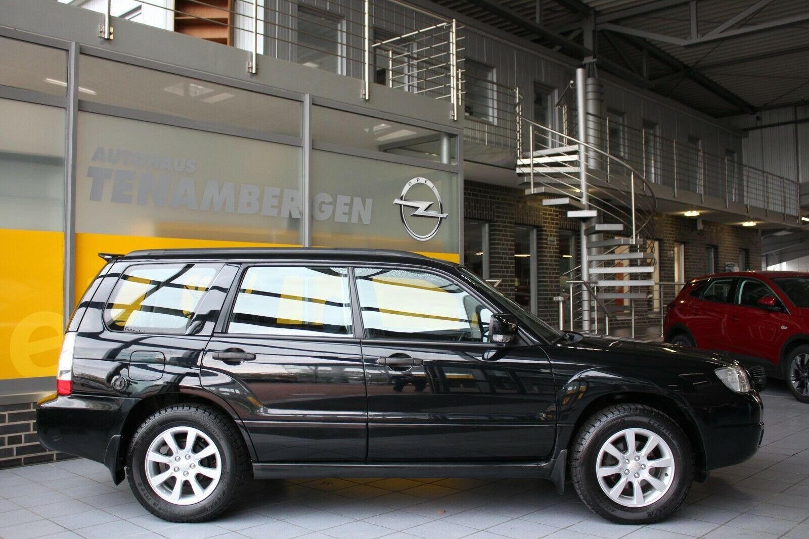 SUBARU FORESTER 2.0 X 158 ch 4X4 BVM - ATTELAGE - PANORAMA - 198900 km