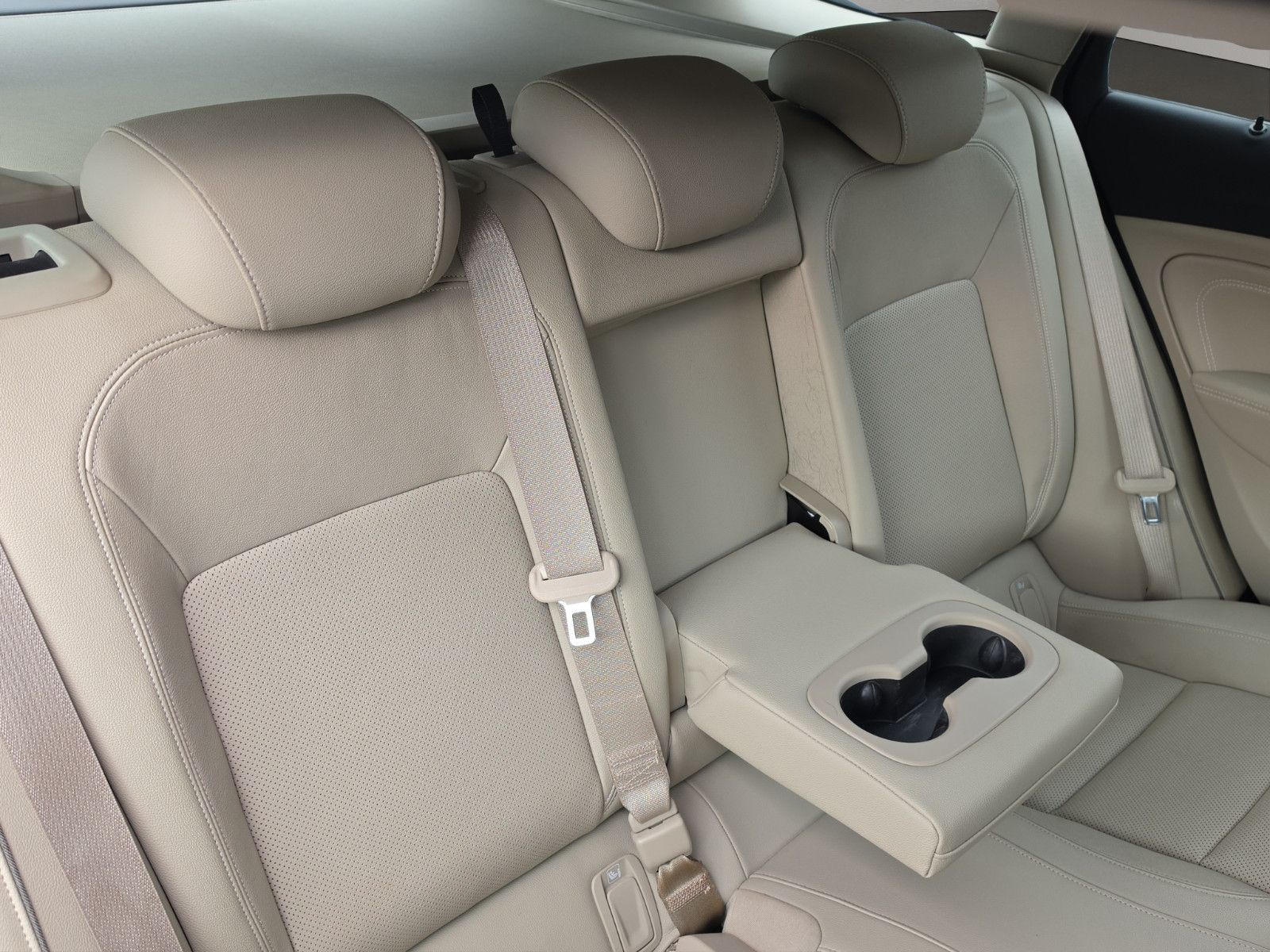 Fahrzeugabbildung Opel Insignia B Sports Tourer Business Innovation