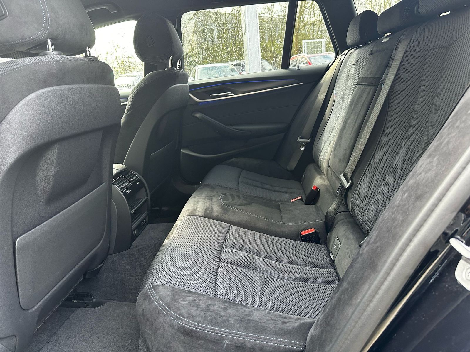 Fahrzeugabbildung BMW 520d Aut To Sport Aut M PAKET+SHADOW+VIRTU+PROF+