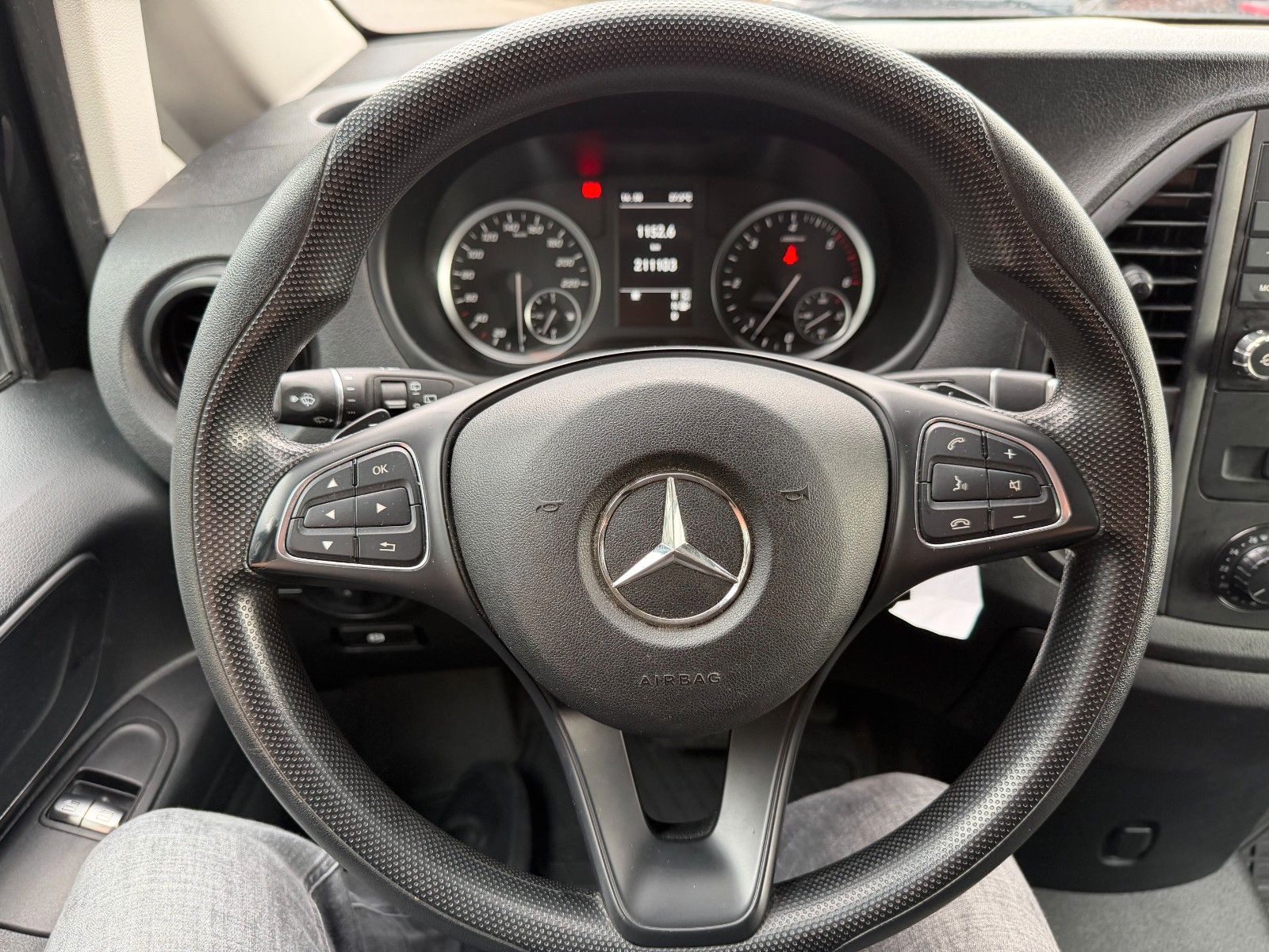 Fahrzeugabbildung Mercedes-Benz Vito 116 CDI 7G Autom Klima Kamera AHK Navi