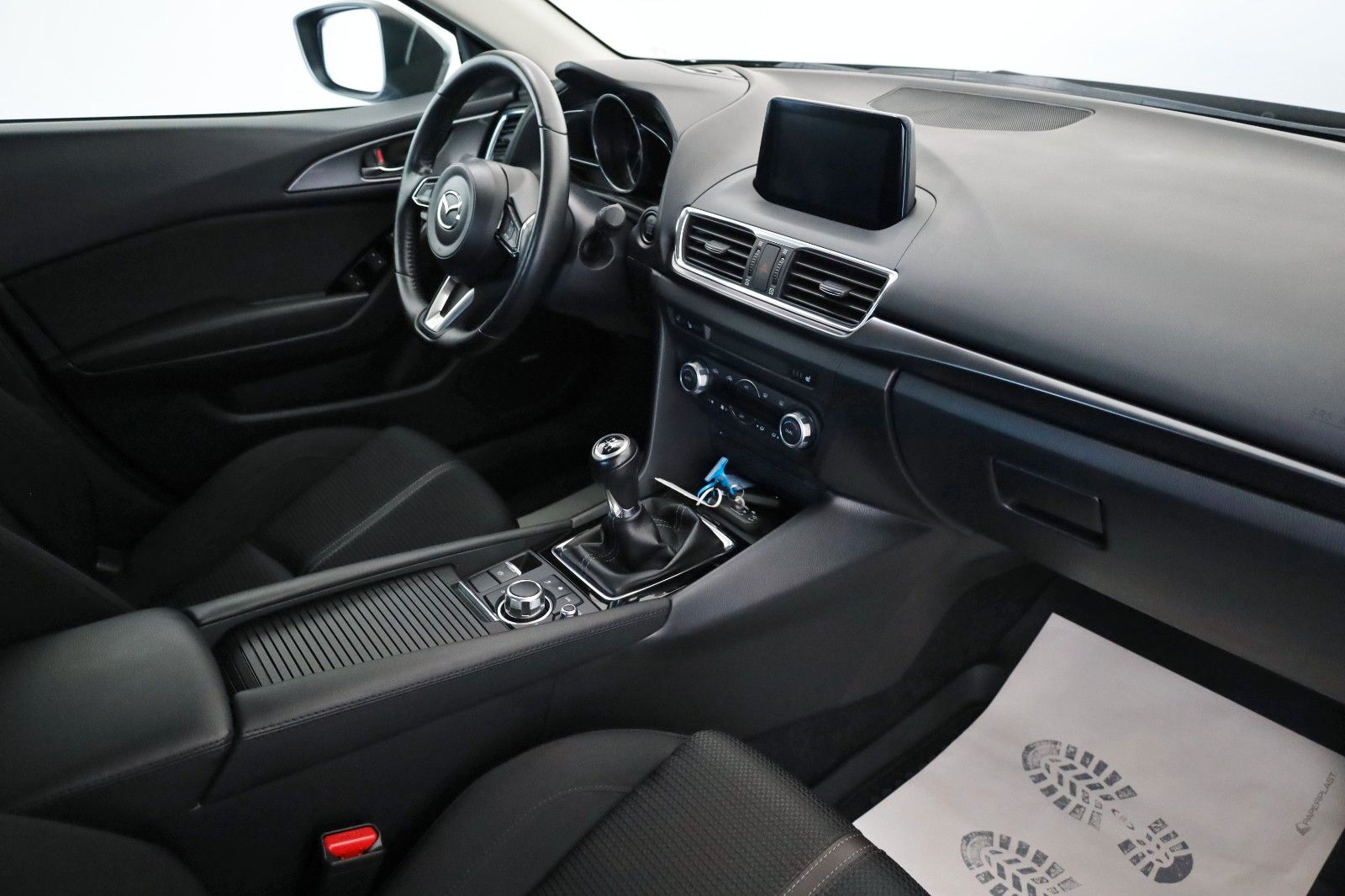 Fahrzeugabbildung Mazda 3 Lim. Sports-Line Navi,LED,SH,PDC,Kamera,HUD