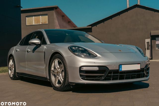 Porsche Panamera 4 Gen. 971