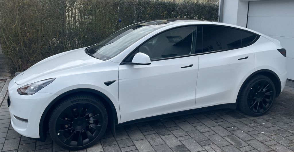 Image of Tesla Model Y