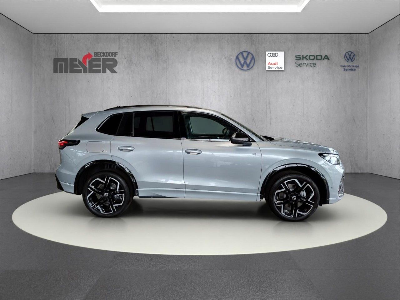 Tiguan R-Line 1.5 eHybrid DSG Klima Navi
