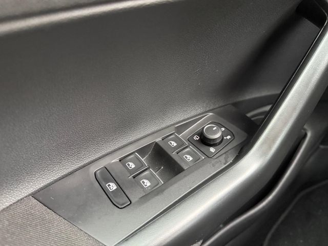 Polo VI Move 1.0 TSI Navi Apple CarPlay AHK