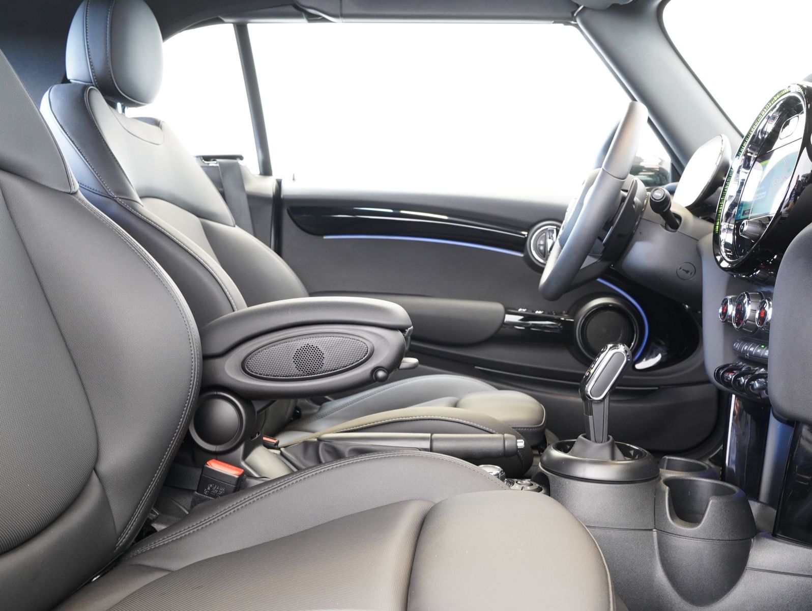Fahrzeugabbildung MINI Cooper S Cabrio John Cooper Works Trim