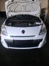 Renault Hallo ich verkaufe Renault Clio 27.12.2010 - Renault Clio: Sportwagen