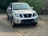 Nissan Navara*Pick-UP*4x4*Klima*SHZ*LKW Zul.*95tkm*TOP - Nissan Navara: Scheckheftgepflegt