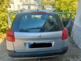Peugeot 207 SW  Kombi Panoramadach - Peugeot 207 aus 2010: SW