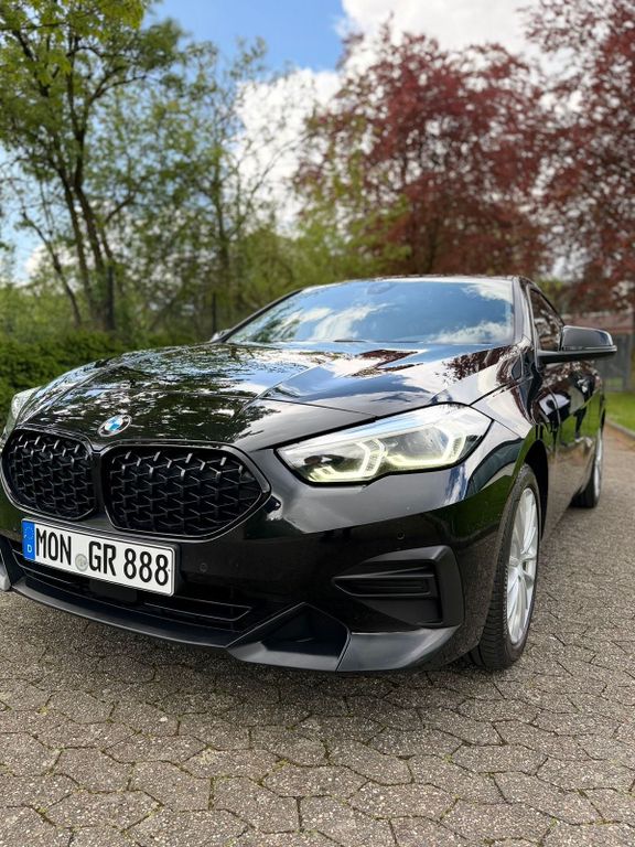 Image of BMW 216