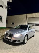 Audi A4 2.0 TDI - - Audi A4 aus 2005: TDI