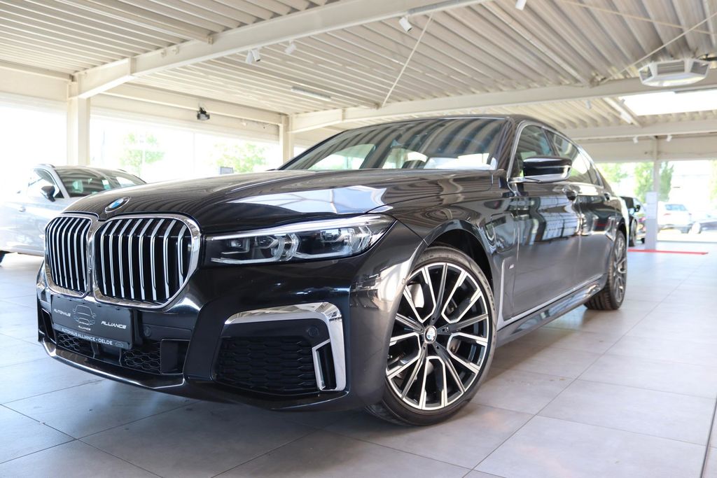 BMW 745