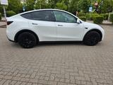 Tesla Model Y Long Range Dual Motor AWD AHK - Tesla Gebrauchtwagen in Hamburg