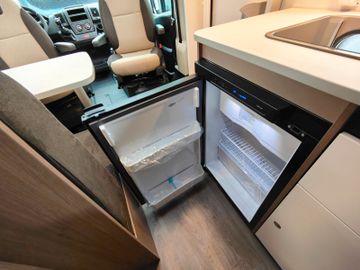 Fahrzeugabbildung Carado V-339 pro  Modell 2024