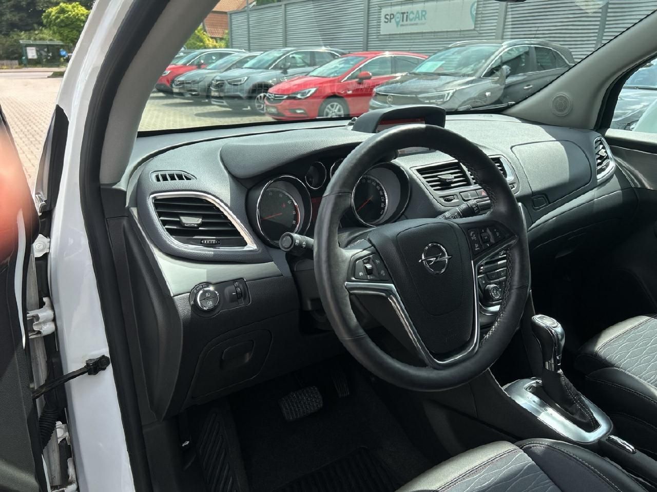 Fahrzeugabbildung Opel Mokka Innovation, Automatik, AHK