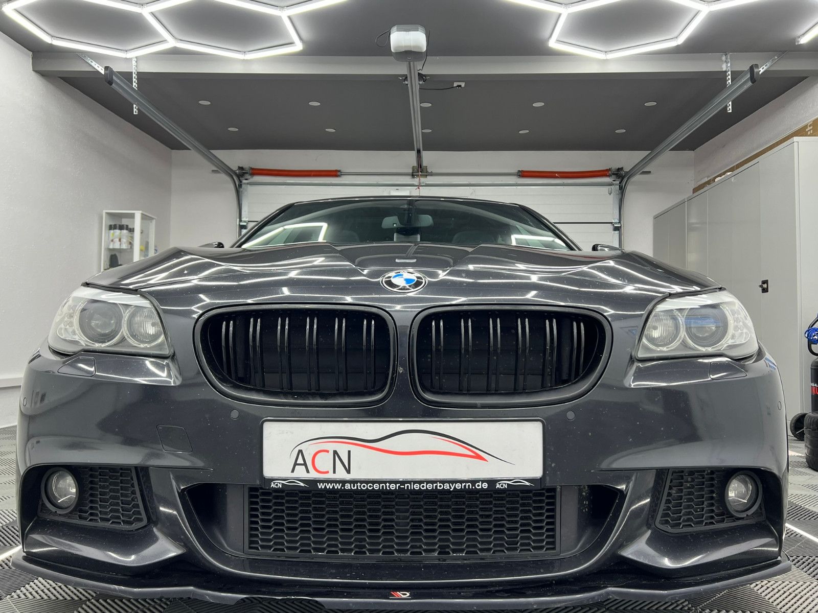 Fahrzeugabbildung BMW 530 d xDrive Lim. M SPORT/HuD/NAVI PROF/eGSD