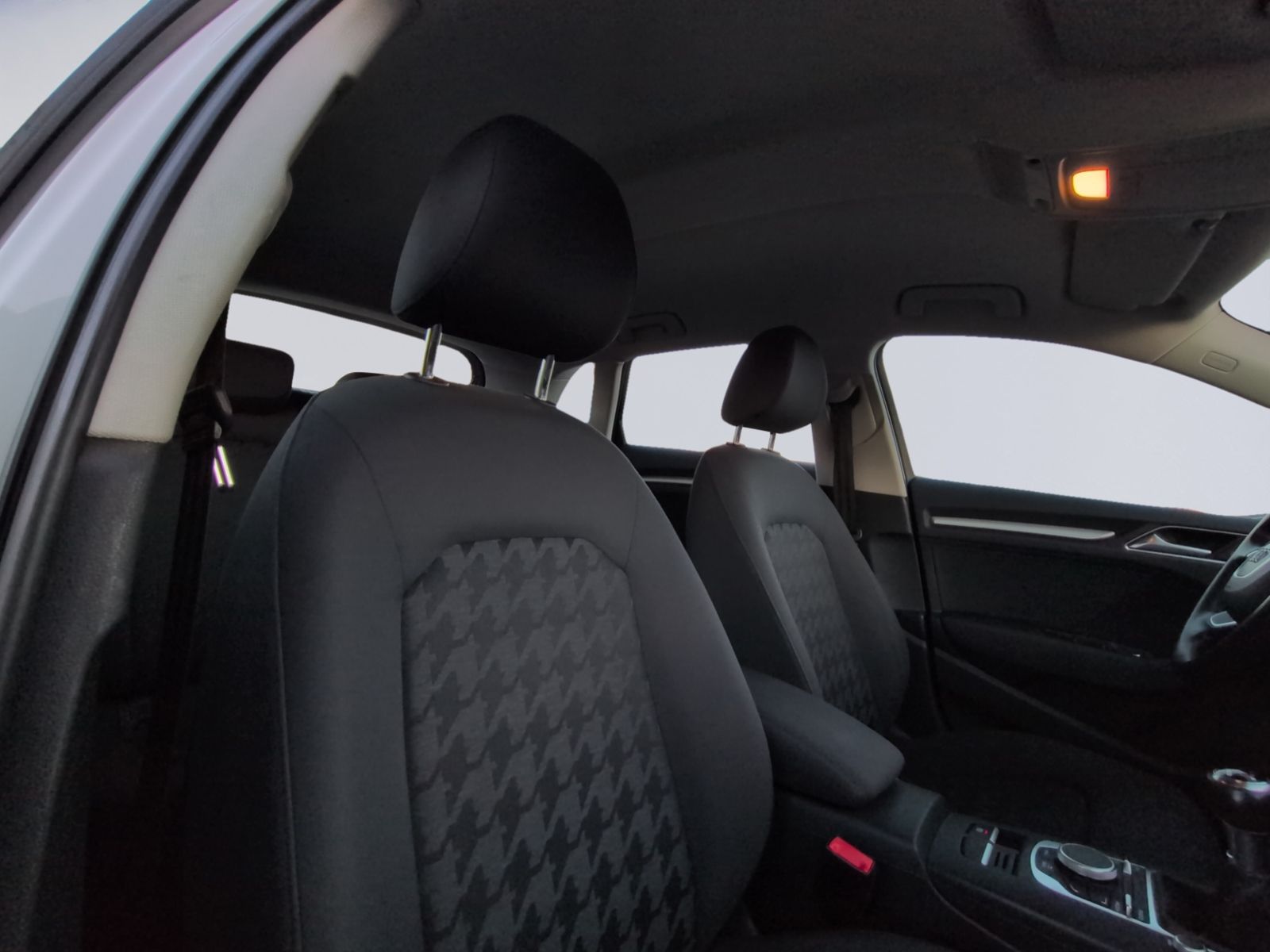 A3 Sportback 1.4 TFSI ultra Attraction AHK+SHZ