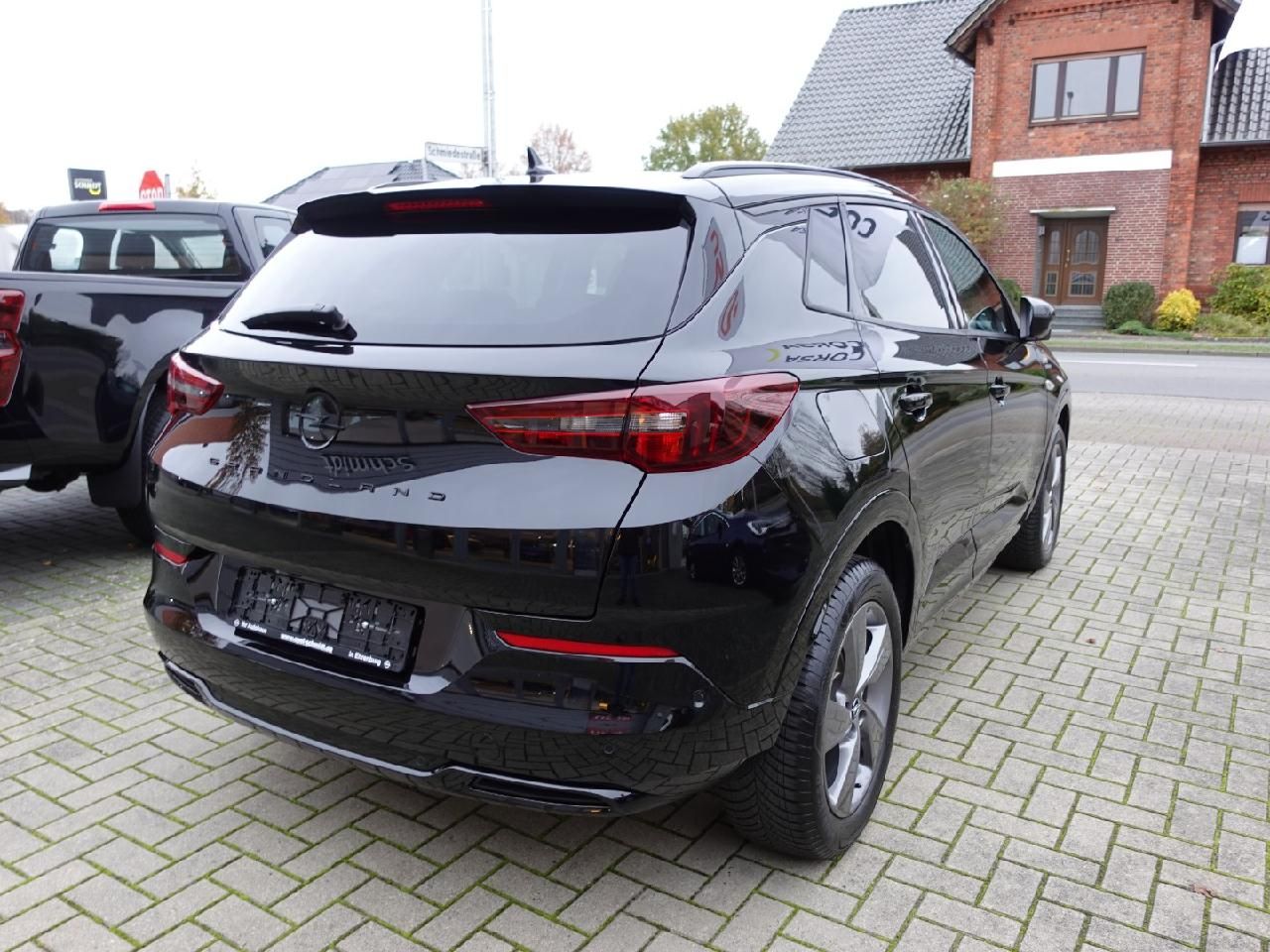Fahrzeugabbildung Opel Grandland 1,2 GS Line