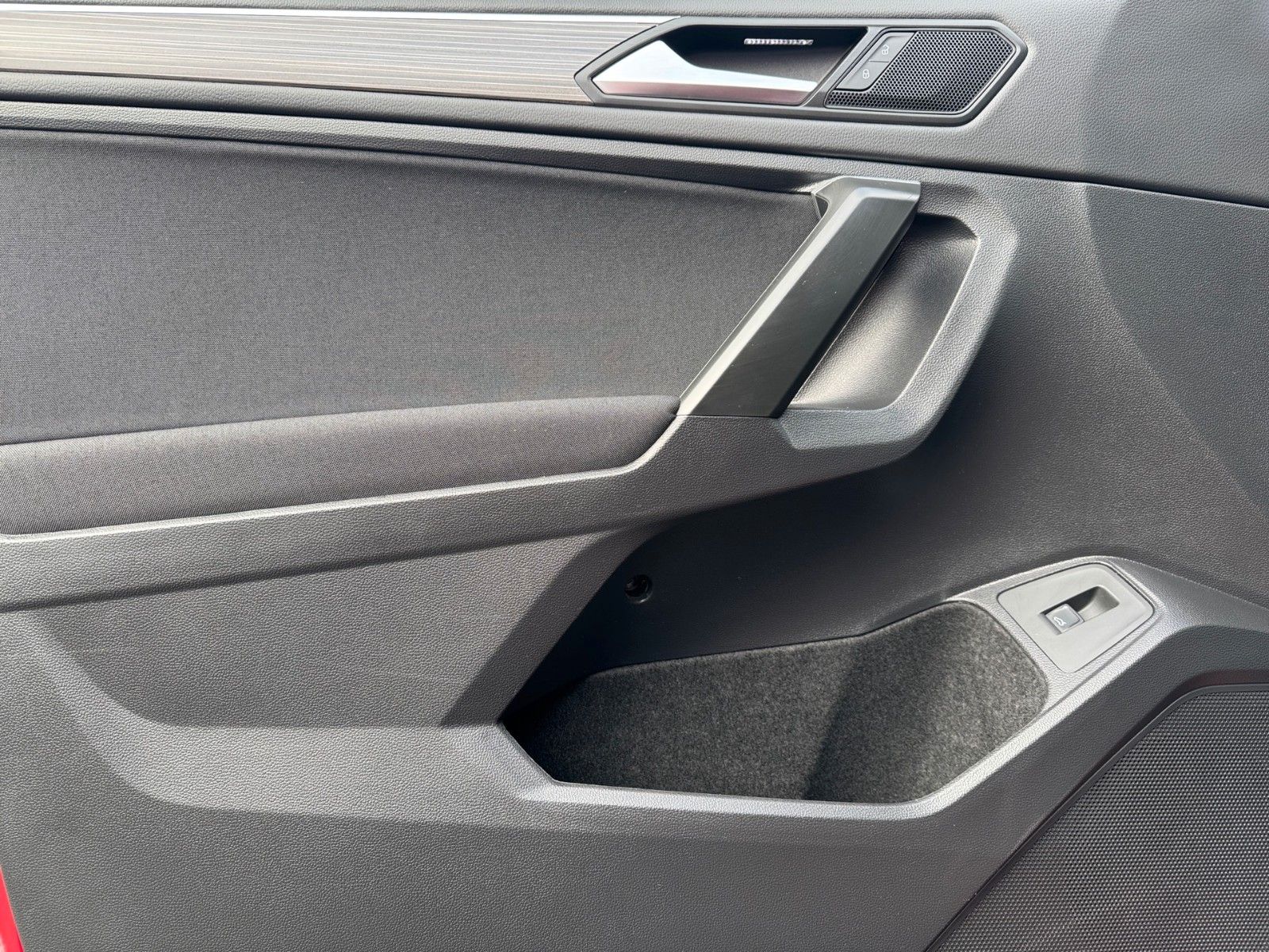 Fahrzeugabbildung Volkswagen Tiguan Allspace Life 1.5 TSI