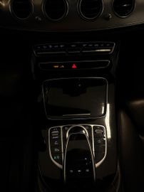 Mercedes E 200 - 9