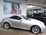 Mercedes-Benz SLK 200 KOMPRESSOR  NAVI LEDER SHZ ALU TEMPO SPO - gebrauchte Mercedes-Benz SLK 200 aus dem Jahr 2007