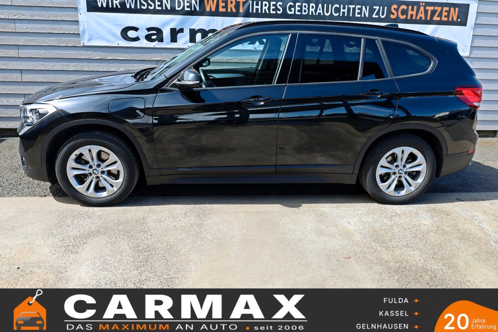 Fahrzeugabbildung BMW X1 xDrive 25e Advantage Leder,Navi,LED,Kamera,SH