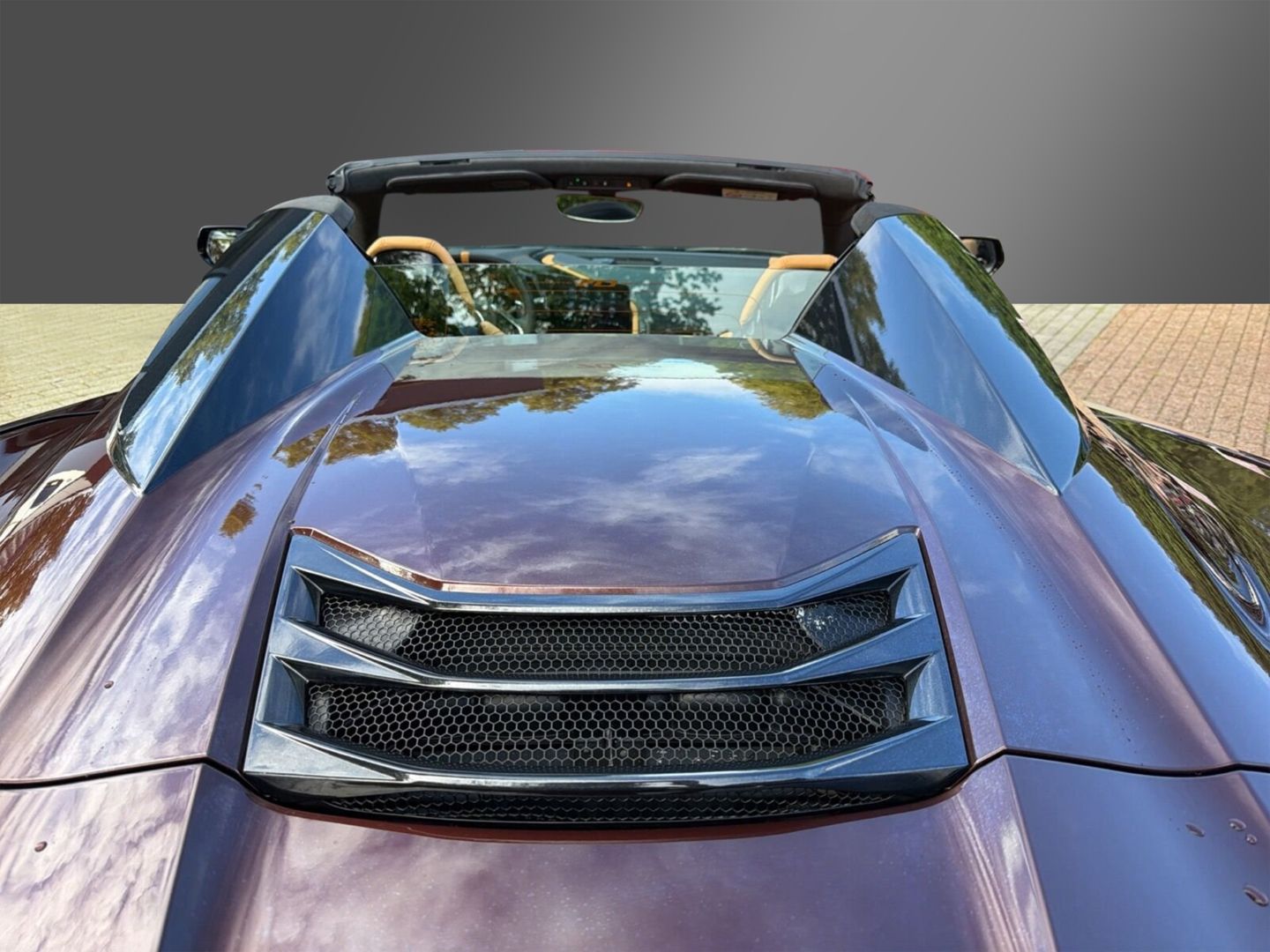 Fahrzeugabbildung Corvette C8 Cabrio Stingray 6.2 V8 3LT Lift Caffeine Brow