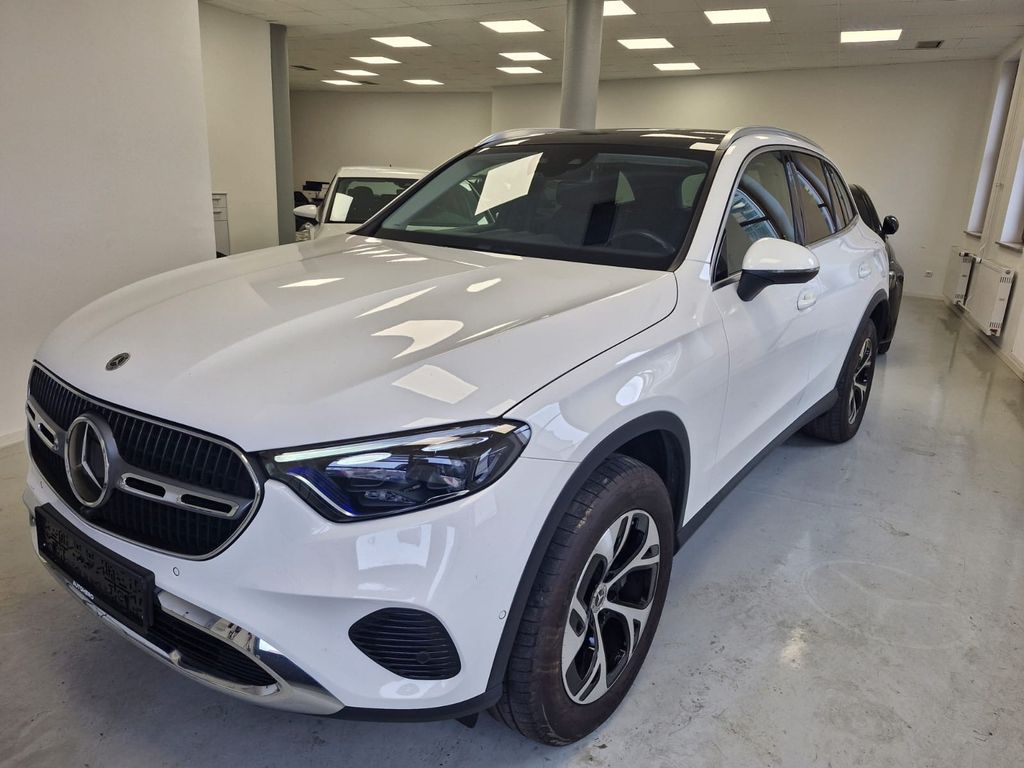 Image of Mercedes-Benz GLC 300