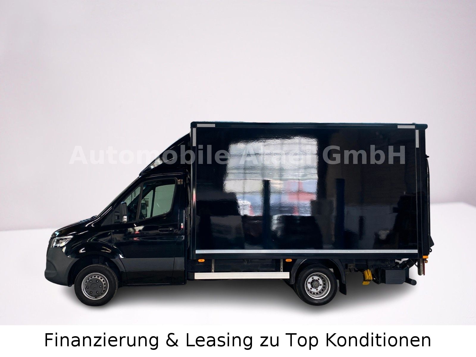 Fahrzeugabbildung Mercedes-Benz Sprinter 319 V6 LBW+DISTRONIC+LED+AHK3,5t (0006)