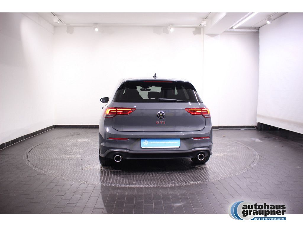 Volkswagen Golf VIII 2.0 TSI GTI DSG PDC NAVI HUD LED PANO foto 3