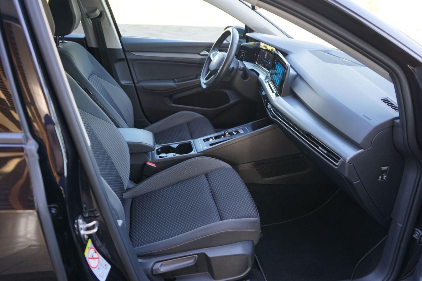 Volkswagen Golf Variant VIII 2.0 TDI Active*Panorama*LED*