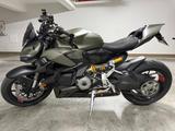 Ducati STREETFIGHTER V2, Storm Green mit vielen Extras - DUCATI ST2