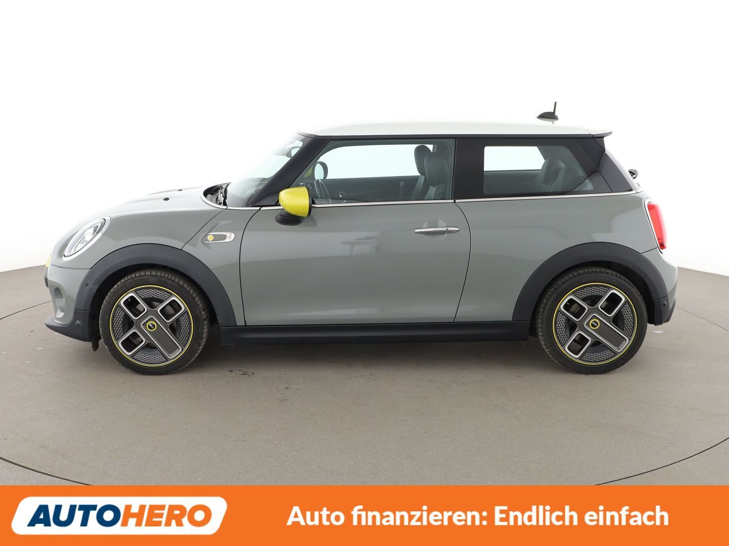 MINI Cooper SE Trim L Aut.*NAVI*TEMPO*PDC*SHZ* imagem 3