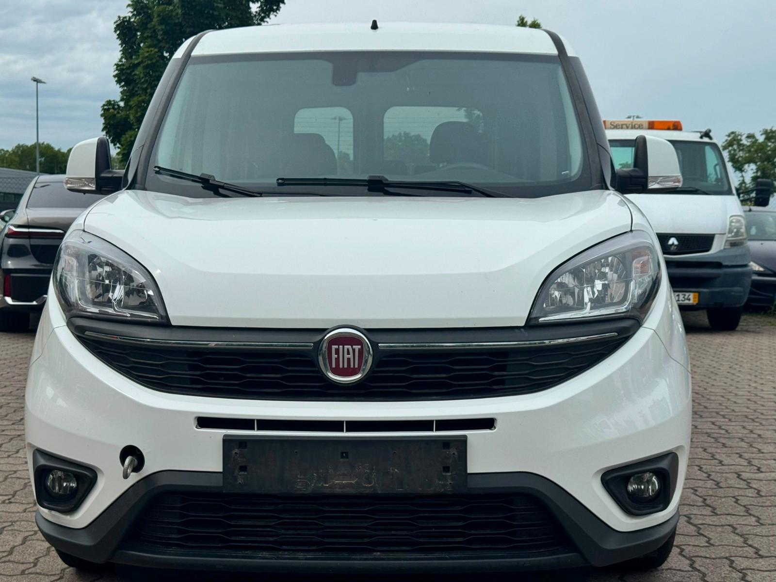 Fiat Doblo Doblò SX Kombi 5 Sitzer/Navi/Motorschaden