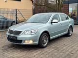Skoda Octavia 1.8 TSI Lim. Ambiente AHK Klimaanlage - Skoda Octavia mit Benzin-Antrieb: Limousine, 1.8