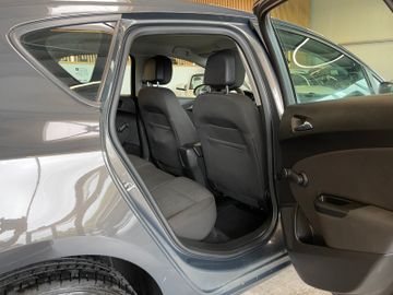 MYAUTOCENTER – Gebraucht- und Jahreswagen mit Werkstattservice in Pfaffenhofen Opel Astra J Lim. 5-trg. Selection *Klima*Navi*SHZ*